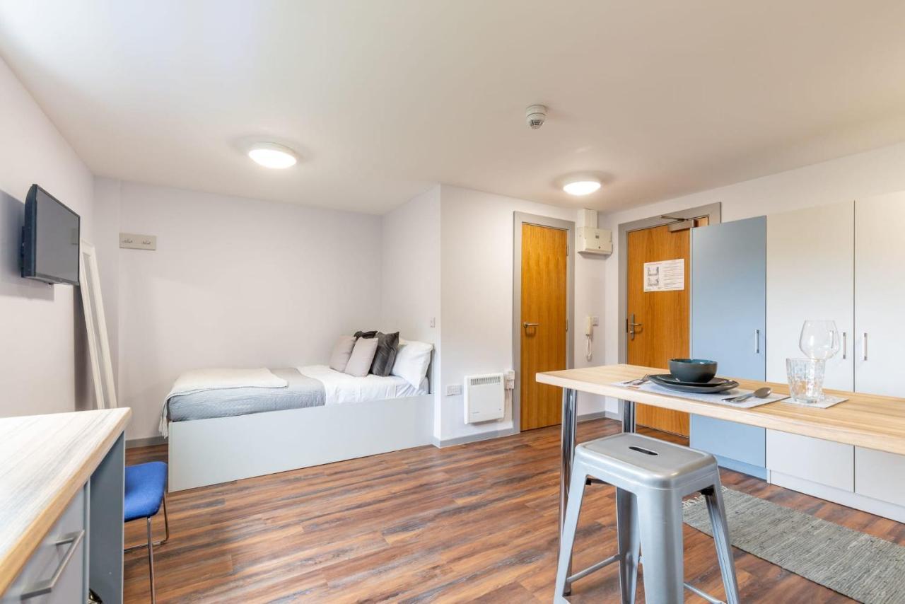 Bryson Court In Newcastle Apartment Exterior photo